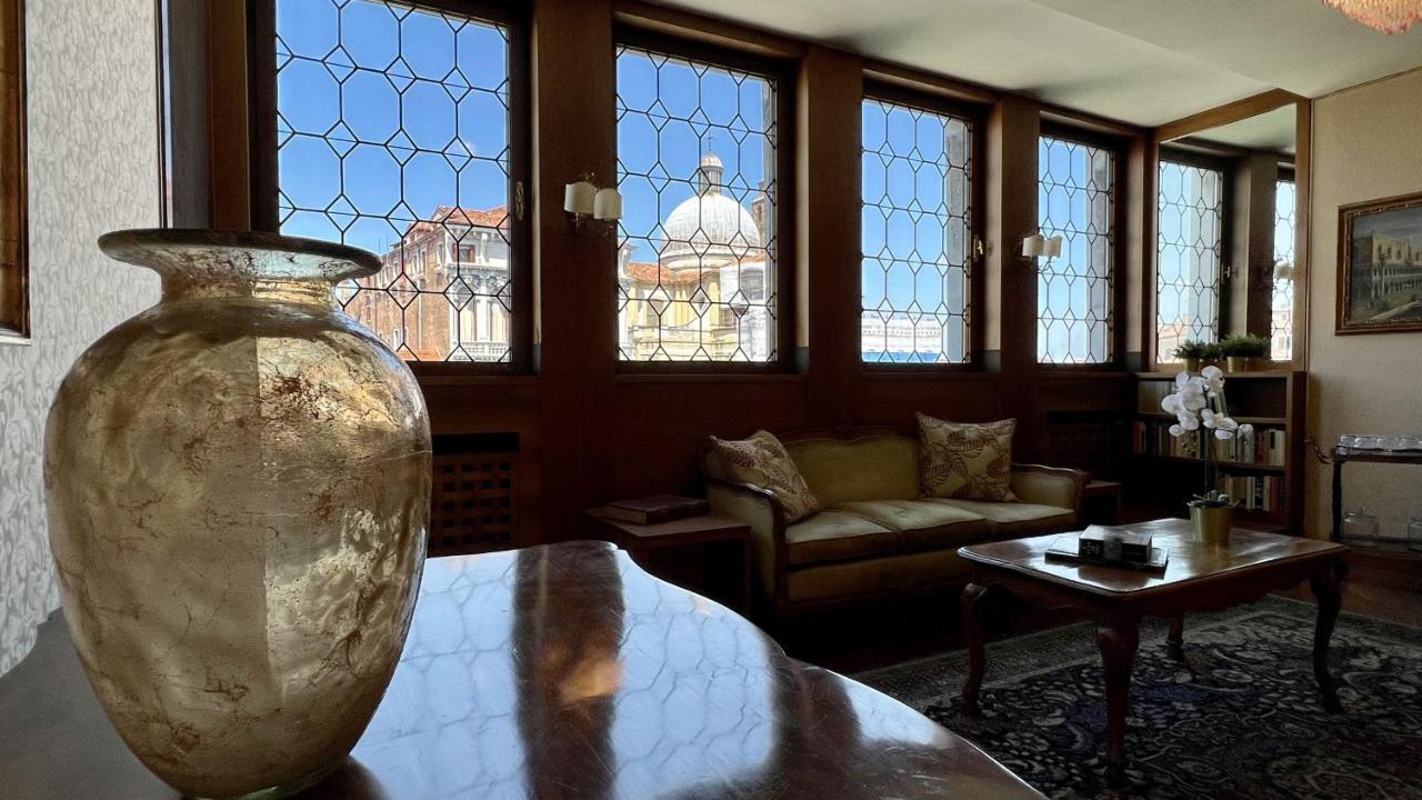 Grand Canal Panorama Apartment